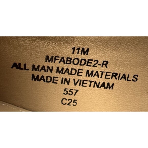 Marc Fisher Size 11 Pumps Heels Blue Floral Pointed Toe Textured Shoes 2.5” New - Picture 8 of 9